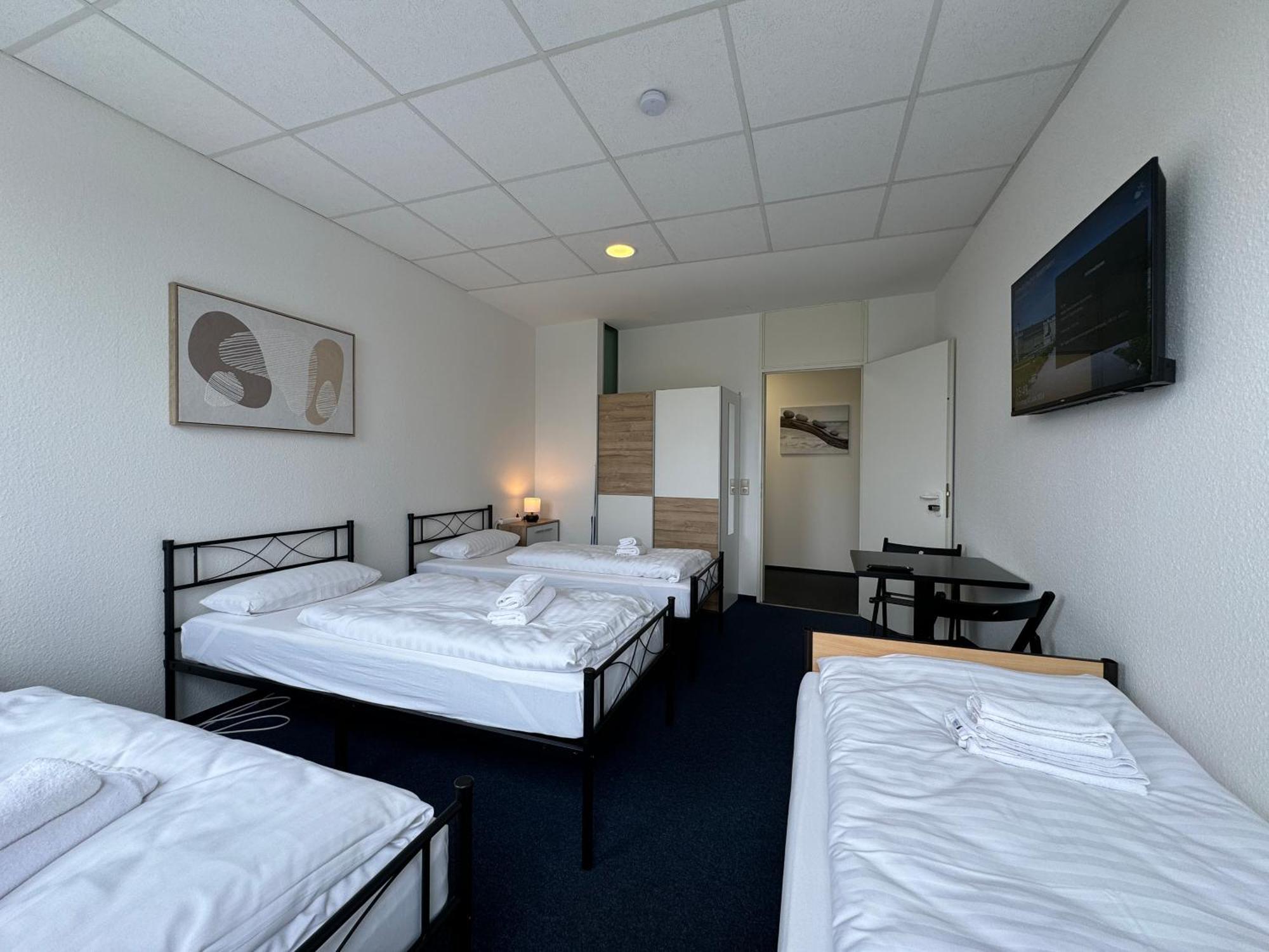 Thuja Apartments Karlsruhe-Neureut By Kurzzeit Экстерьер фото