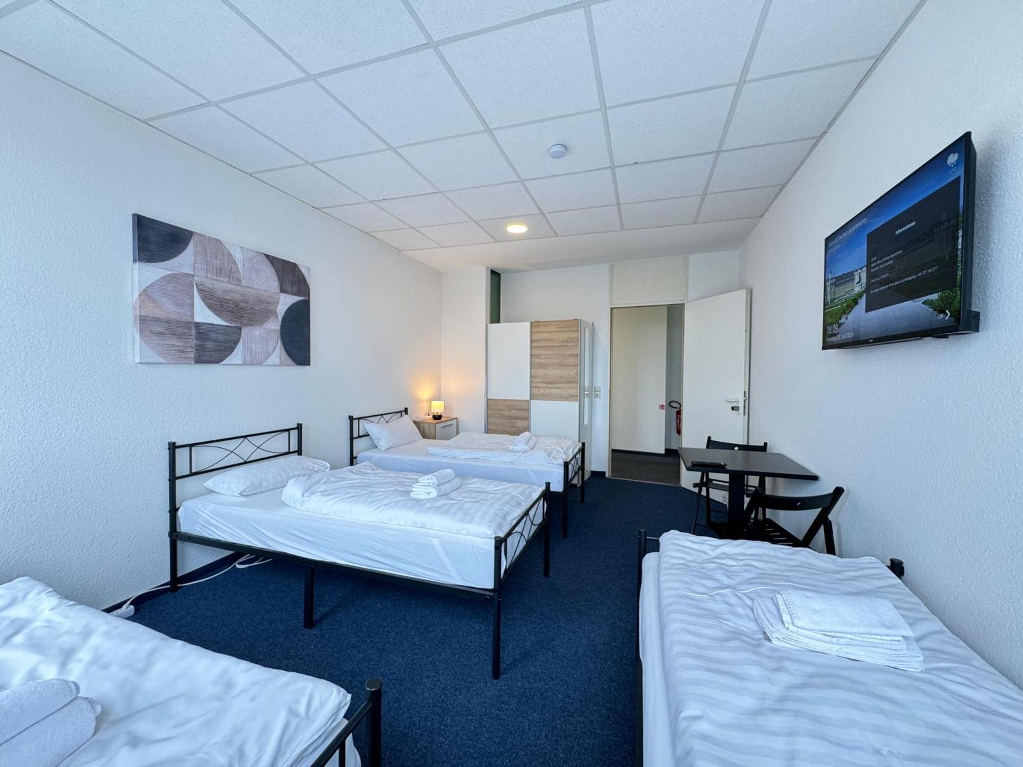 Thuja Apartments Karlsruhe-Neureut By Kurzzeit Экстерьер фото